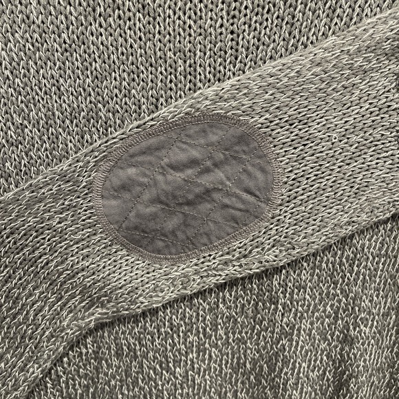 Alya Women's Gray And White Pullover Sweater Size M Elbow Pads Side Slit - Picture 5 of 9